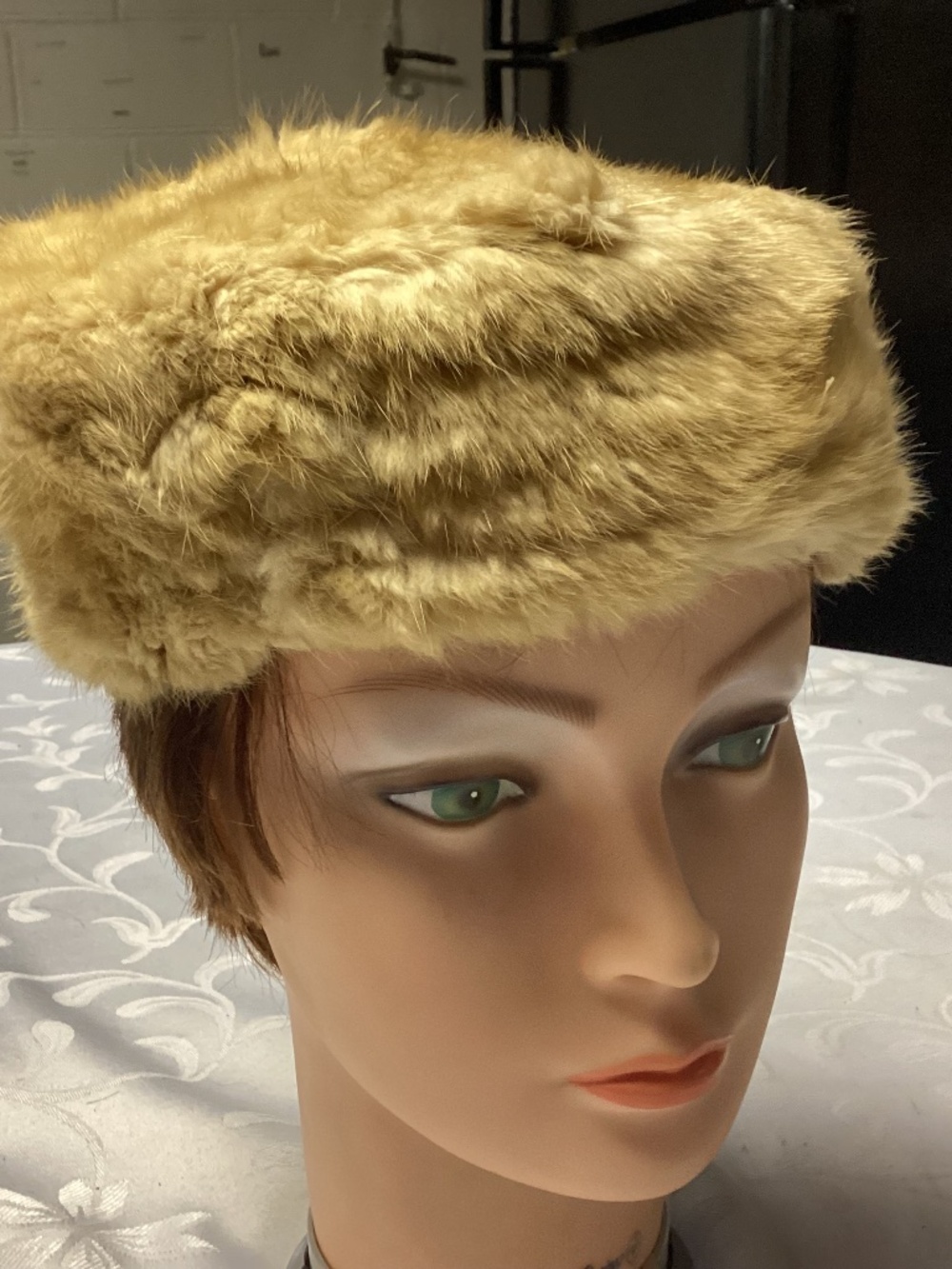 FAUX FUR PILLBOX HAT. VINTAGE